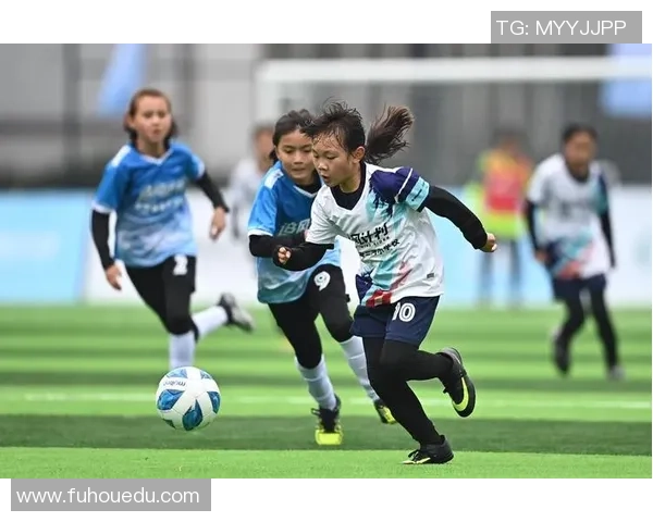 成都足球队耐力表现创新高引发热议足球实力再上新台阶